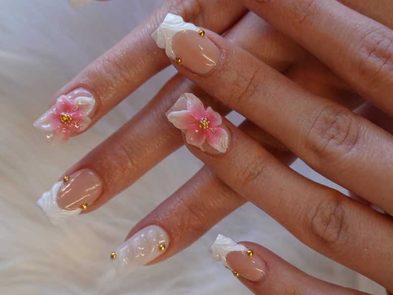 Inside Bare Nail Bar