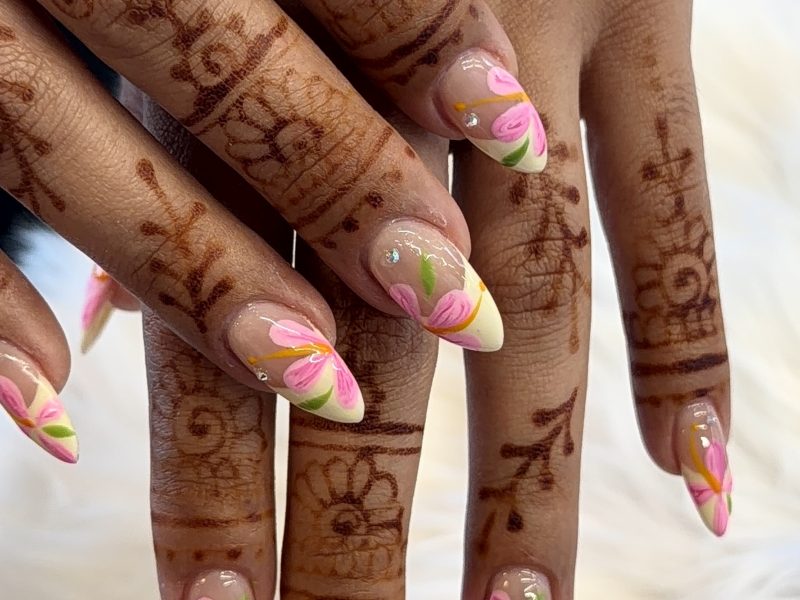 Inside Bare Nail Bar